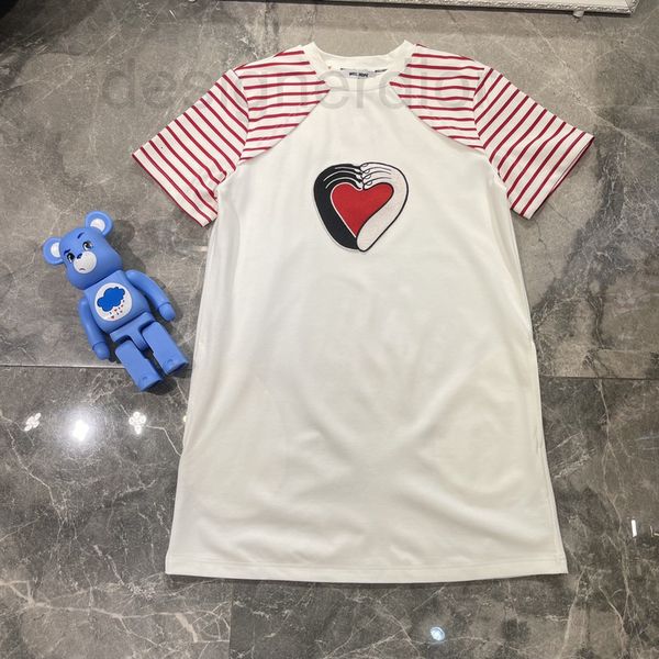 casual dresses designer 2022 new love embroidered stripe stitched dress badge striped sleeve stitching ihgh, Black;gray
casual dresses designer 2022 new love embroidered stripe stitched dress badge striped sleeve stitching ihgh, Black;gray