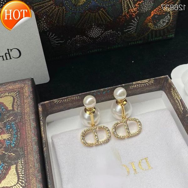 d family di new earrings cd letter earrings pearls of diamonds light luxury high-end style temperament 925 sier needle factory direct sale, Golden
d family di new earrings cd letter earrings pearls of diamonds light luxury high-end style temperament 925 sier needle factory direct sale, Golden