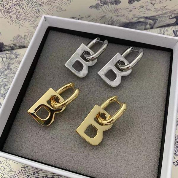 b gold hoop earrings lady women party wedding lovers gift engagement jewelry for bride with box208o, Golden;silver
b gold hoop earrings lady women party wedding lovers gift engagement jewelry for bride with box208o, Golden;silver