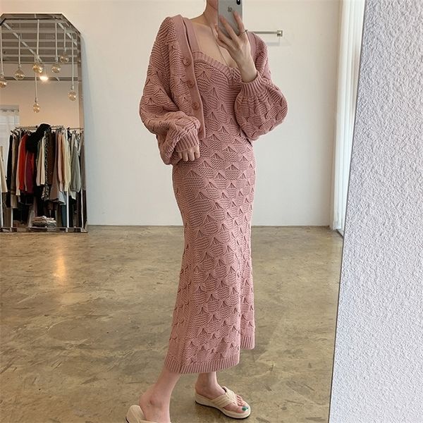 two piece dress korean chic knitted two set singlebreasted lantern sleeve short women sweater coat texture jacquard suit female 220906, White
two piece dress korean chic knitted two set singlebreasted lantern sleeve short women sweater coat texture jacquard suit female 220906, White