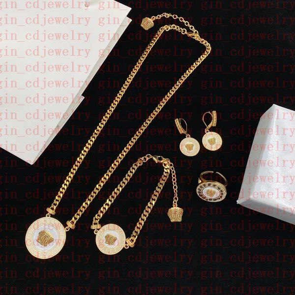 fashion designer necklaces v pendant banshee medusa head 18k gold plated bracelets earrings rings birthday festive engagement gifts v3, Silver
fashion designer necklaces v pendant banshee medusa head 18k gold plated bracelets earrings rings birthday festive engagement gifts v3, Silver