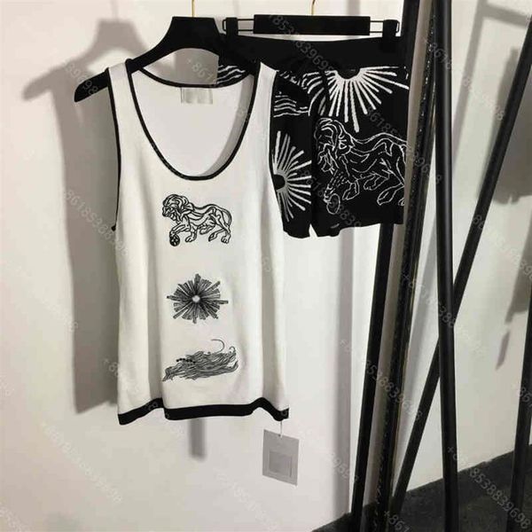 designer women tracksuits vest drawstring shorts two pieces sets wool knit t-shirt short letter logo 4 colors womens apparel summe181c, White
designer women tracksuits vest drawstring shorts two pieces sets wool knit t-shirt short letter logo 4 colors womens apparel summe181c, White