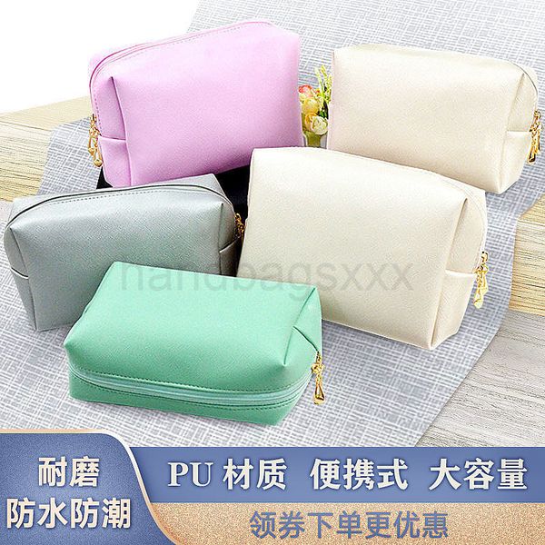 makeup bag urinal carrying zipper large capacity waterproof travel toiletries makeup bag pen
makeup bag urinal carrying zipper large capacity waterproof travel toiletries makeup bag pen