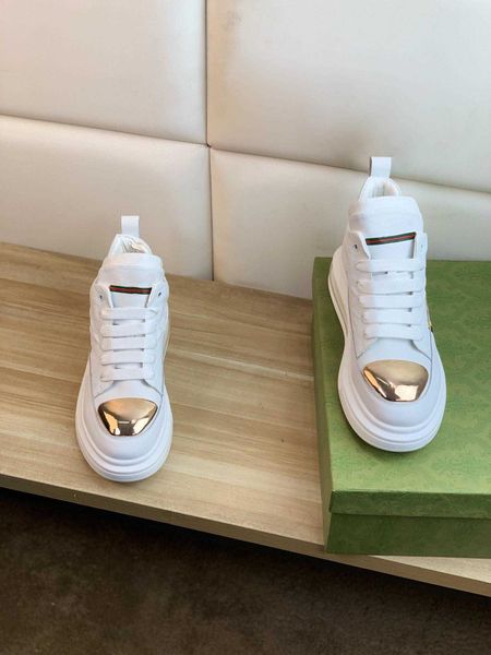 2022 new men's luxury designer casual shoes high-breathable sports shoes comfortable multi color trend non-slip size 38-44 non-slip 1to, Black
2022 new men's luxury designer casual shoes high-breathable sports shoes comfortable multi color trend non-slip size 38-44 non-slip 1to, Black