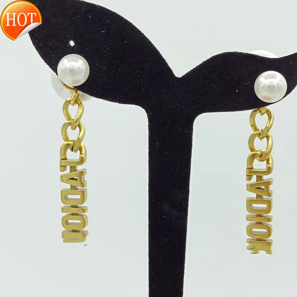 d dijia's 2022 new ins romantic su alphabet cd pearl earrings women's small fragrance batch factory direct sale, Golden
d dijia's 2022 new ins romantic su alphabet cd pearl earrings women's small fragrance batch factory direct sale, Golden