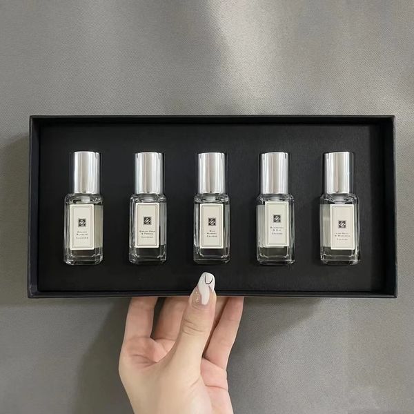 perfumes in stock men fragrance perfume london 9ml 5pcs set kit suit spray women portable fragrance long lasting gentleman amazing smellhigh
perfumes in stock men fragrance perfume london 9ml 5pcs set kit suit spray women portable fragrance long lasting gentleman amazing smellhigh