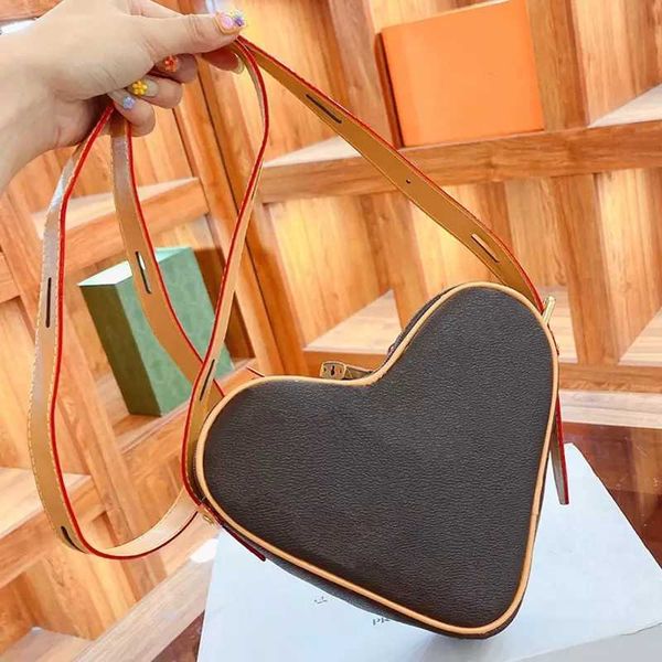 women handbag quality shoulder bags love ladies crossbody heartshaped bag wallet handbags shoulder coin purse 2022
women handbag quality shoulder bags love ladies crossbody heartshaped bag wallet handbags shoulder coin purse 2022