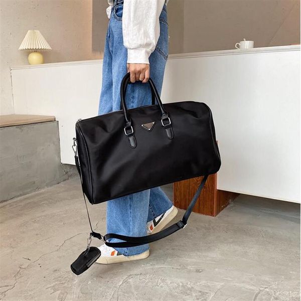 whole luxury designer brand duffel bag 2021 latest fashion classic men women high capacity outdoor sports nylon travel boardin282a
whole luxury designer brand duffel bag 2021 latest fashion classic men women high capacity outdoor sports nylon travel boardin282a