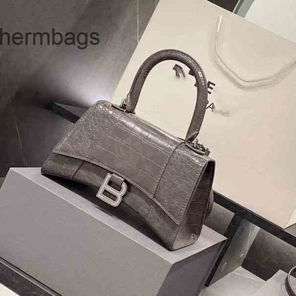 crocodile designer vintage balencaigass bag bags leather hourglass fashion 22 versatile spring summer small one shoulder messenger retro 8z5
crocodile designer vintage balencaigass bag bags leather hourglass fashion 22 versatile spring summer small one shoulder messenger retro 8z5