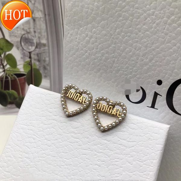 d family di family's new ear studs peach pearl earrings high-grade sense light luxury fashion earrings versatile simple factory direct, Golden
d family di family's new ear studs peach pearl earrings high-grade sense light luxury fashion earrings versatile simple factory direct, Golden