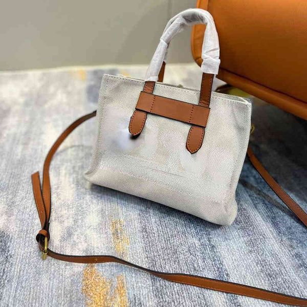 cross body brand c tote bag autumn new canvas tote printed letters commuing large capacity shopping mommy bag portable shoulder bag large
cross body brand c tote bag autumn new canvas tote printed letters commuing large capacity shopping mommy bag portable shoulder bag large
