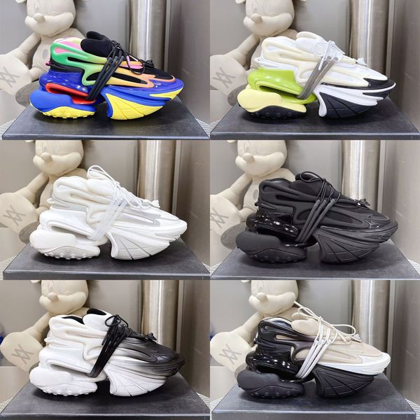 designer bullet shoes trend super thick high sole black white color matching runner sneakers size 35-46
designer bullet shoes trend super thick high sole black white color matching runner sneakers size 35-46