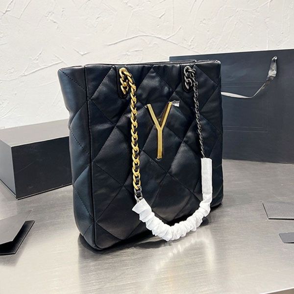 diamond lattice chain tote bags women designer handbags black shoulder bags purse genuine leather classic letter gold silver hardware purse
diamond lattice chain tote bags women designer handbags black shoulder bags purse genuine leather classic letter gold silver hardware purse