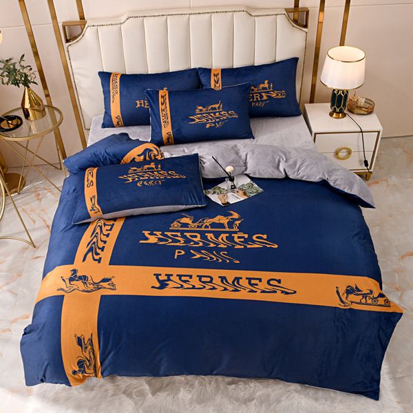 brand european concise sets bedding winter thickening set warm bed cover bed goods 4 pcs
brand european concise sets bedding winter thickening set warm bed cover bed goods 4 pcs