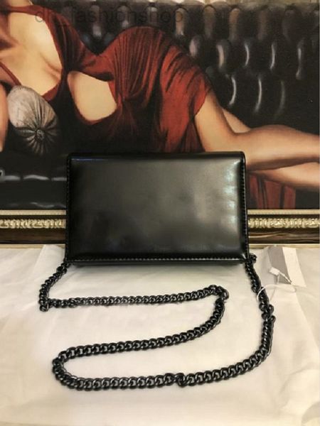 leather handbags chian cross body bags for women single shoulder boston bags totes bag
leather handbags chian cross body bags for women single shoulder boston bags totes bag