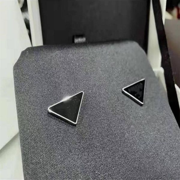 2021 new arrival triangle letter earrings earrings temperament fashion inverted triangle letter ear clips 298i, Silver
2021 new arrival triangle letter earrings earrings temperament fashion inverted triangle letter ear clips 298i, Silver
