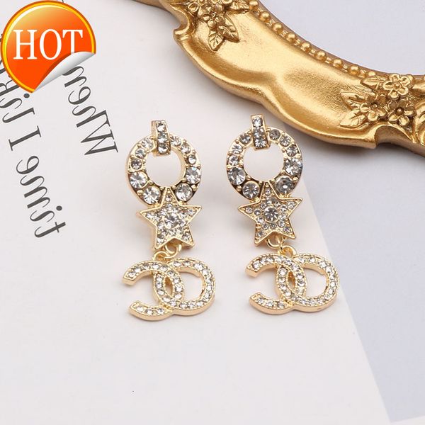 trend small fragrance inlaid with super flash long earrings double-c exquisite ins style high-grade temperament letter earrings factory dire, Golden
trend small fragrance inlaid with super flash long earrings double-c exquisite ins style high-grade temperament letter earrings factory dire, Golden