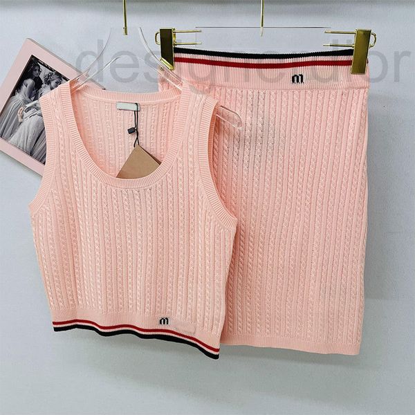women's tracksuits designer 's low round neck pullover sleeveless wide suspender sweater suit girl contrast color bag hip skirt f, Gray
women's tracksuits designer 's low round neck pullover sleeveless wide suspender sweater suit girl contrast color bag hip skirt f, Gray