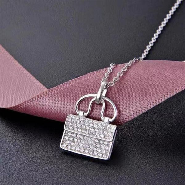 fashion luxury diamond necklace exquisite mini bag h letter pendant with original gift box packaging272e, Silver
fashion luxury diamond necklace exquisite mini bag h letter pendant with original gift box packaging272e, Silver
