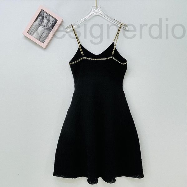 casual dresses designer xiaoxiangfeng new product in summer 2022 chain sling waist closed slim fashionable knitted dress women 94t9, Black;gray
casual dresses designer xiaoxiangfeng new product in summer 2022 chain sling waist closed slim fashionable knitted dress women 94t9, Black;gray