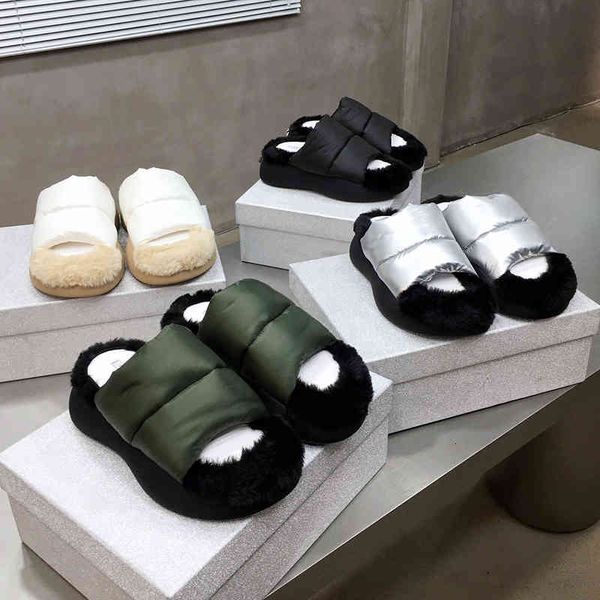 slippers lost 's one word soft thick bottom muffin fur slippers for women in spring and autumn wear to increase anti-skid, Black
slippers lost 's one word soft thick bottom muffin fur slippers for women in spring and autumn wear to increase anti-skid, Black