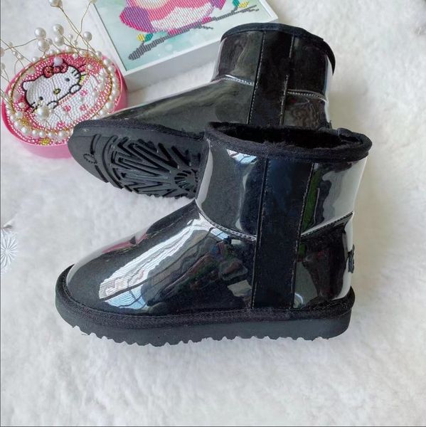 2022 sell transparent jelly snow boots for children boots boys and girls new winter short tube bright surface warm boots, Black
2022 sell transparent jelly snow boots for children boots boys and girls new winter short tube bright surface warm boots, Black