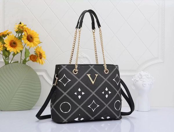 lq pu leather totes shoulder purse bags women chains crossbody handbag ladies luxury designer composite bags lady tote female designers purs
lq pu leather totes shoulder purse bags women chains crossbody handbag ladies luxury designer composite bags lady tote female designers purs