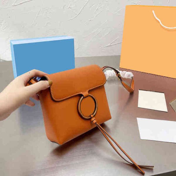 designer luxury women the tote bag fashion versatile handbags shoulder crossbody bags purse tories totes large capacity saddle wallets 7a 5v
designer luxury women the tote bag fashion versatile handbags shoulder crossbody bags purse tories totes large capacity saddle wallets 7a 5v