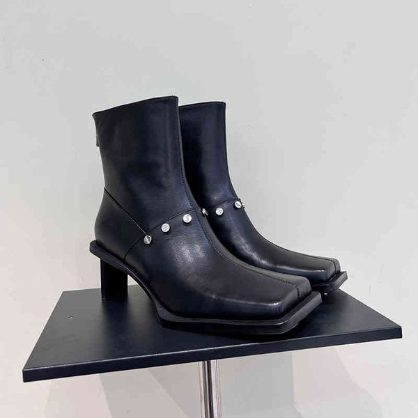 boots willow nail square head high heel chimney martin boots cold wind zipper women's autumn and winter special chelsea short, Black
boots willow nail square head high heel chimney martin boots cold wind zipper women's autumn and winter special chelsea short, Black
