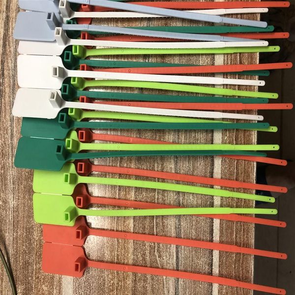 off shoe zip tie red white blue yellow strap ow tag plastic buckle virgial designer c 2018 c 2019 label ck25011241 c 2022289i, White;pink
off shoe zip tie red white blue yellow strap ow tag plastic buckle virgial designer c 2018 c 2019 label ck25011241 c 2022289i, White;pink