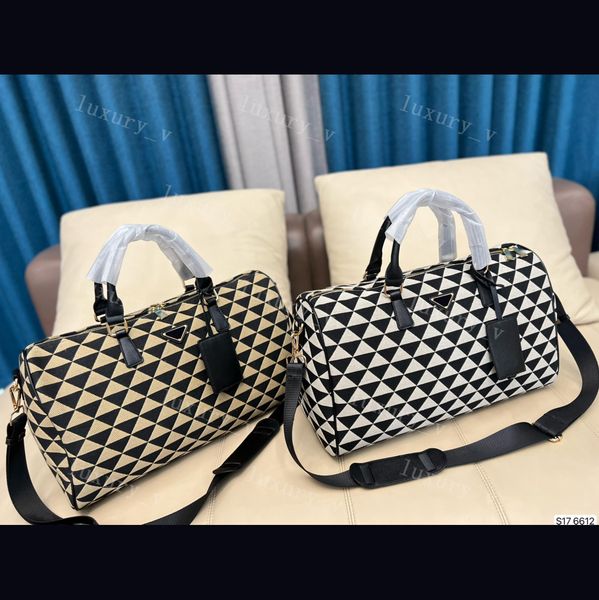 designer bags women symbole shoulder bag crossbody jacquard fabric womens luxury men luggage bags fashion crobody handbags summer ladies wal
designer bags women symbole shoulder bag crossbody jacquard fabric womens luxury men luggage bags fashion crobody handbags summer ladies wal
