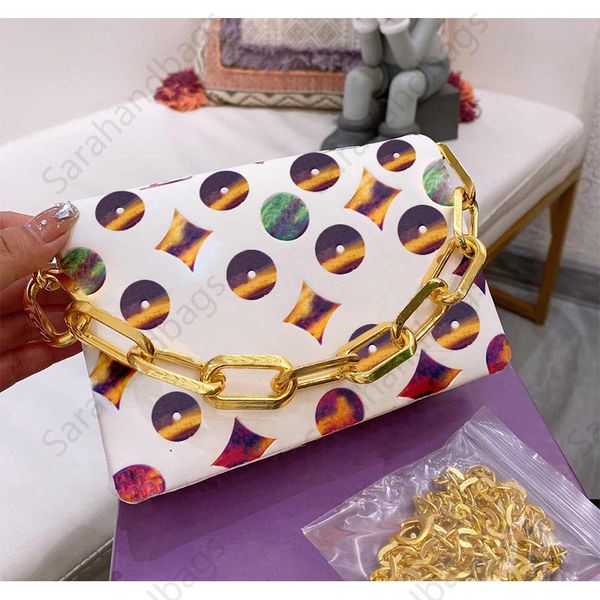 luxurys coussin medium handbag women chain bag fashion designers purses womens leather embossing totes shoulderstrap removable shoulder bags
luxurys coussin medium handbag women chain bag fashion designers purses womens leather embossing totes shoulderstrap removable shoulder bags