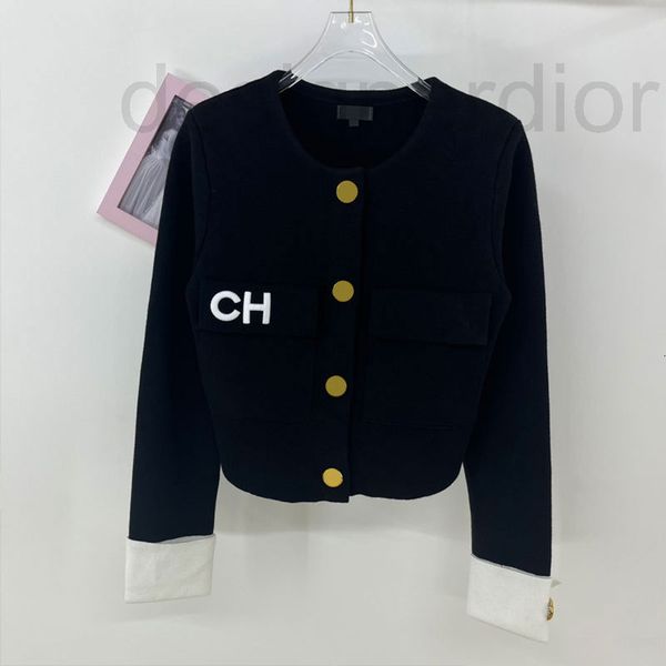 women's knits & tees designer small fragrance autumn new french round neck single row button long sleeve sweater letter jacquard contra, White
women's knits & tees designer small fragrance autumn new french round neck single row button long sleeve sweater letter jacquard contra, White