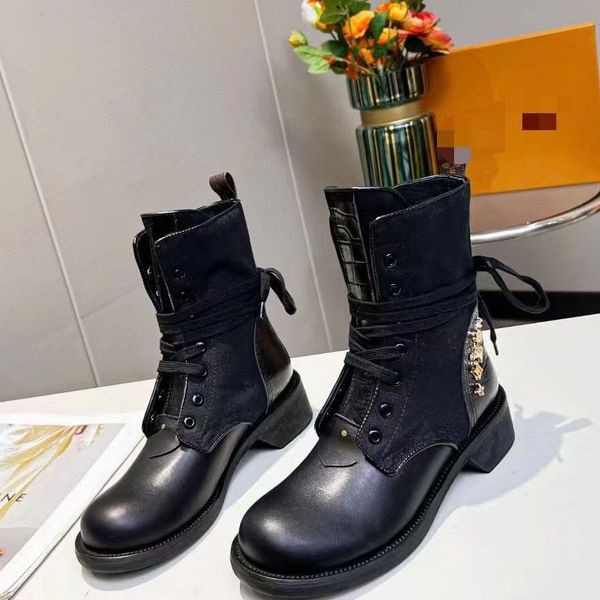 2022 new leather women's ankle boots op23 british style knight light luxury flat comfortable versatile casual multicolor round toe mart, Black
2022 new leather women's ankle boots op23 british style knight light luxury flat comfortable versatile casual multicolor round toe mart, Black