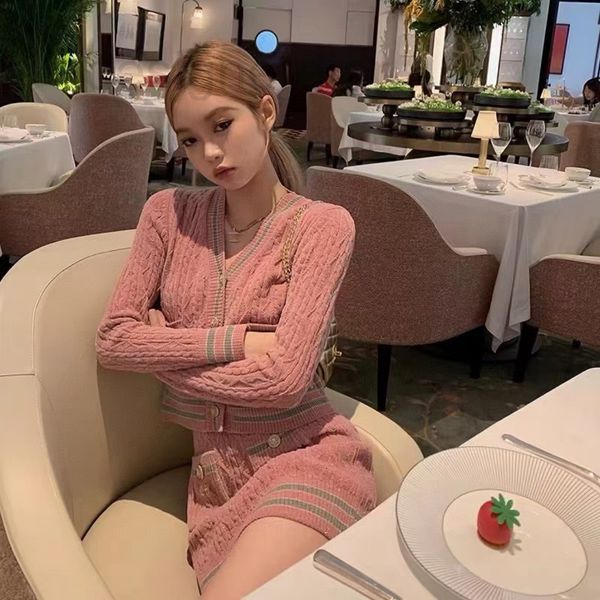 women's tracksuits designer 2022 new small fragrance pink sweet girl two-piece high sense slim fitting set, Gray
women's tracksuits designer 2022 new small fragrance pink sweet girl two-piece high sense slim fitting set, Gray
