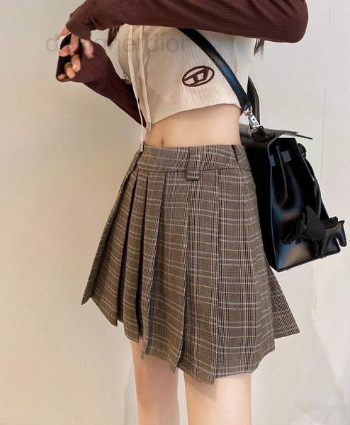 women's tracksuits designer 2022 autumn new college style pleated plaid skirt kusa girl's close fitting elastic bottomed shirt, Gray
women's tracksuits designer 2022 autumn new college style pleated plaid skirt kusa girl's close fitting elastic bottomed shirt, Gray