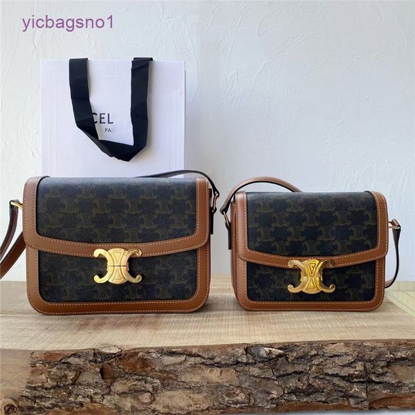 bag celnes lisa's same genuine leather women's bag 2022 new old flower arc de triomphe box tofu single shoulder messenger
bag celnes lisa's same genuine leather women's bag 2022 new old flower arc de triomphe box tofu single shoulder messenger