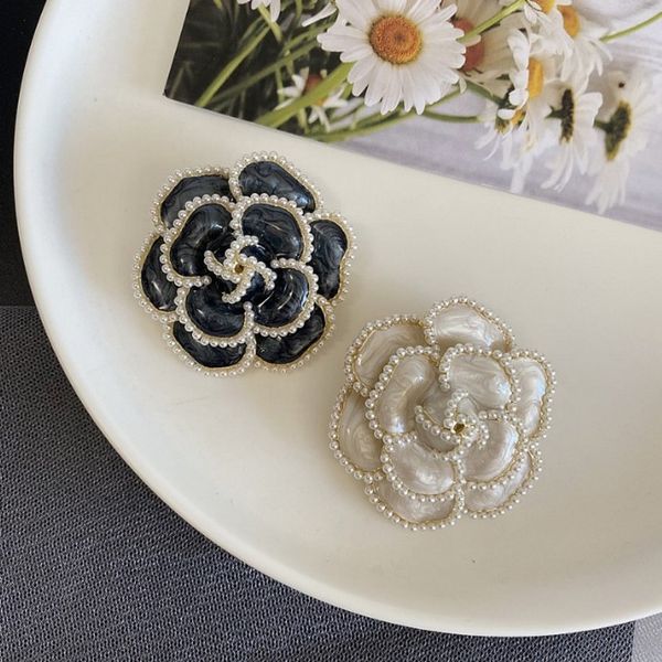 arge camellia pearl brooch for women luxury designer brooch channel lapel pin collar pin brooch jewelry, Gray
arge camellia pearl brooch for women luxury designer brooch channel lapel pin collar pin brooch jewelry, Gray