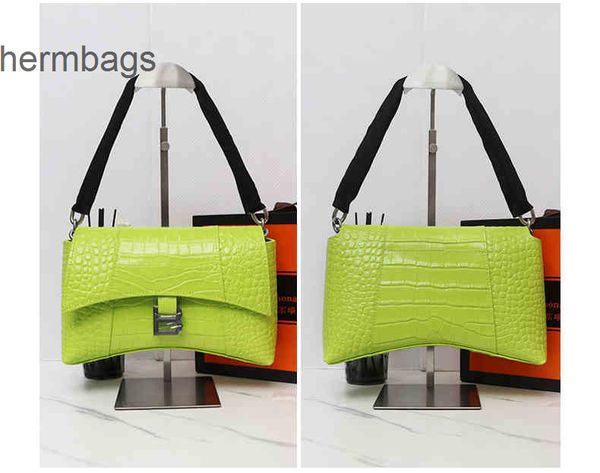 purses balencaigass women bags 2022 bag handbags 22 designer summer downtown hourglass b-button thick chain diagonal women's luxury sho
purses balencaigass women bags 2022 bag handbags 22 designer summer downtown hourglass b-button thick chain diagonal women's luxury sho