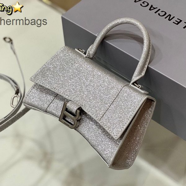 balencaigass bag early bags designer purses handbags 22 luxury spring sky hourglass bb calf crescent messenger hand shoulder women's hz
balencaigass bag early bags designer purses handbags 22 luxury spring sky hourglass bb calf crescent messenger hand shoulder women's hz