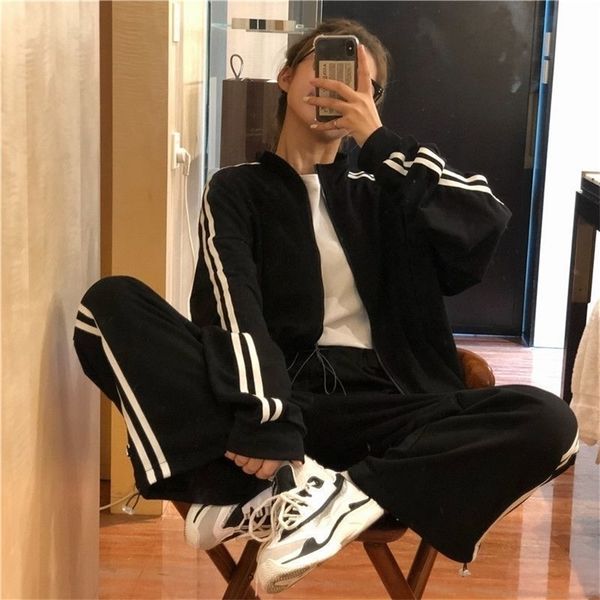 womens two harajuku zipup 2 piece sets women casual joggers tracksuits sweatshirt jacket and pants suits oversized stand collar sweatsuits 2, White
womens two harajuku zipup 2 piece sets women casual joggers tracksuits sweatshirt jacket and pants suits oversized stand collar sweatsuits 2, White