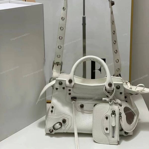 shoulder bags luxury designer neo classic handle bag women handbags crossbody motorcycle tote genuine leather fashion trends
shoulder bags luxury designer neo classic handle bag women handbags crossbody motorcycle tote genuine leather fashion trends