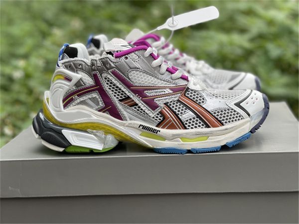 est triple s 7.0 runner shoes sneaker tess gomma paris speed white black blue purple pink platform outdoor sports with original box 36-46
est triple s 7.0 runner shoes sneaker tess gomma paris speed white black blue purple pink platform outdoor sports with original box 36-46