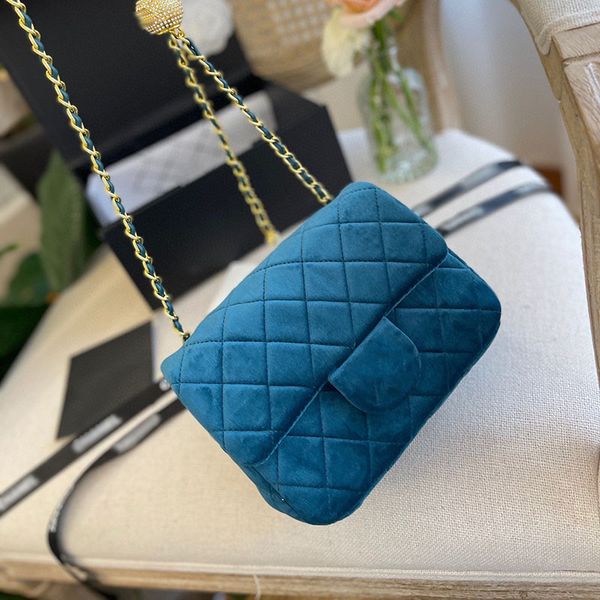women velvet fashion luxury designer bag rhinestone small gold ball diamond lattice quilted classic flap shoulder bag vintage card holder wa
women velvet fashion luxury designer bag rhinestone small gold ball diamond lattice quilted classic flap shoulder bag vintage card holder wa