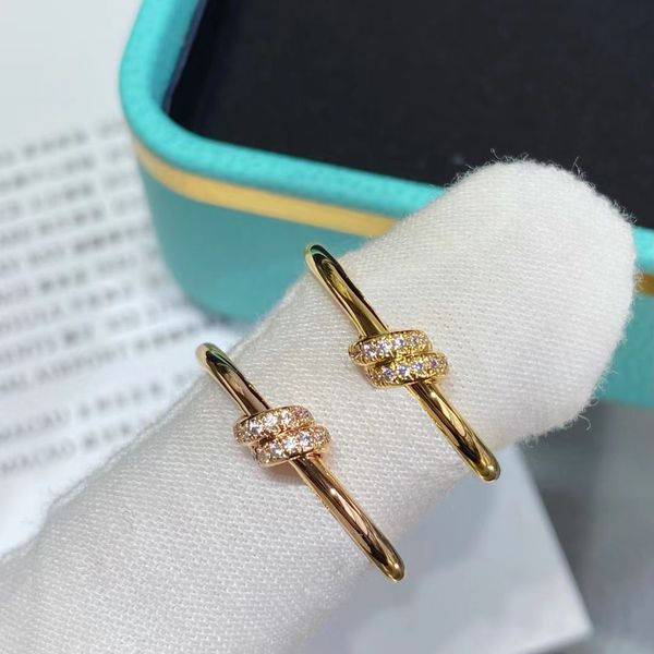 desinger ring luxurys women gold rings fashion diamond knot style jewelry gifts for womens simple versatile jewelrys, Silver
desinger ring luxurys women gold rings fashion diamond knot style jewelry gifts for womens simple versatile jewelrys, Silver