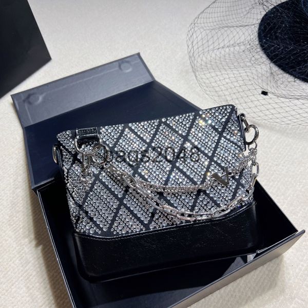 evening bags luxuries designers women bag fashion hobo bags genuine leathe handbags great quality tote sunshine-bags large capacity shoulder
evening bags luxuries designers women bag fashion hobo bags genuine leathe handbags great quality tote sunshine-bags large capacity shoulder