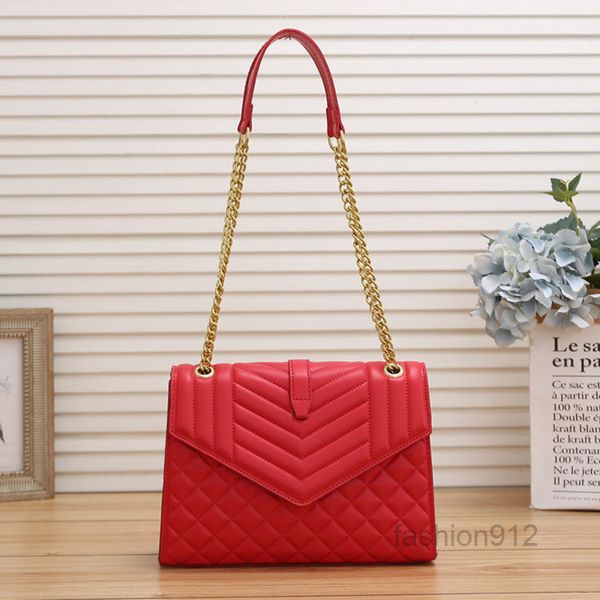 evening bags 2022 luxury handbag shoulder bag brand designer pu material ladies metal chain clamshell messenger wholesale 4-color hardware s
evening bags 2022 luxury handbag shoulder bag brand designer pu material ladies metal chain clamshell messenger wholesale 4-color hardware s