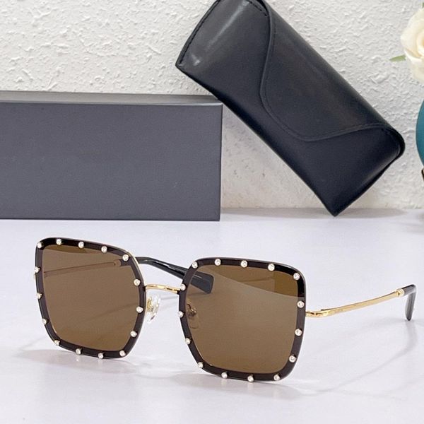 womens sunglasses designer original sunshade glasses men famous fashionable classic retro brand va4104 rivet eyeglass with box factory whole, White;black 
womens sunglasses designer original sunshade glasses men famous fashionable classic retro brand va4104 rivet eyeglass with box factory whole, White;black