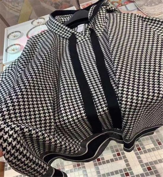 fashion brand cape front short back long plaid design hooded women039s shaw, Blue;gray
fashion brand cape front short back long plaid design hooded women039s shaw, Blue;gray