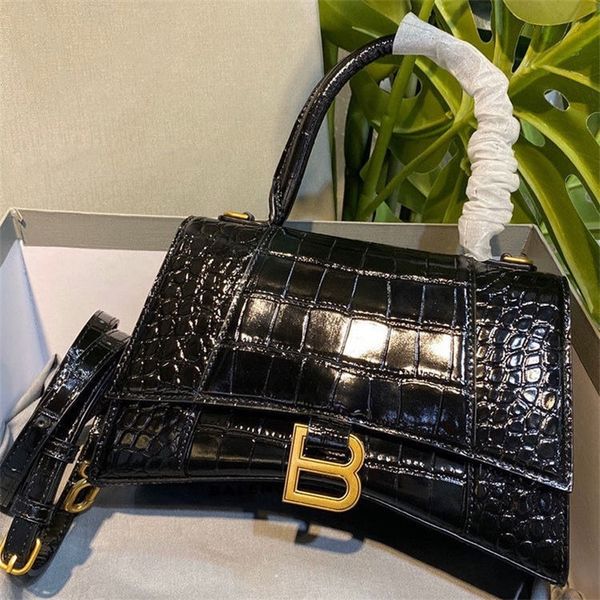 women handbags classic balencigass bags crocodile fashion 2022 leather hourglass bag shoulder portable messenger letter versatile
women handbags classic balencigass bags crocodile fashion 2022 leather hourglass bag shoulder portable messenger letter versatile
